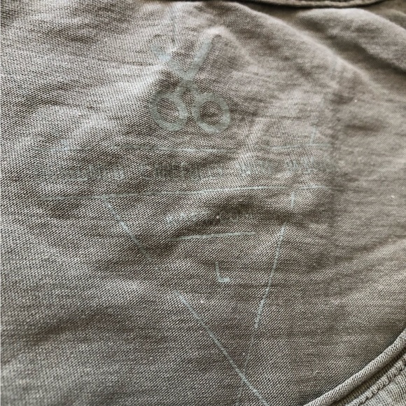 Kaft Outdoor Graphic T-Shirt in Olive Green Men’s Size L - Picture 6 of 9